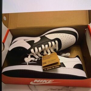 Women’s Nike Court Vision Low Next Nature